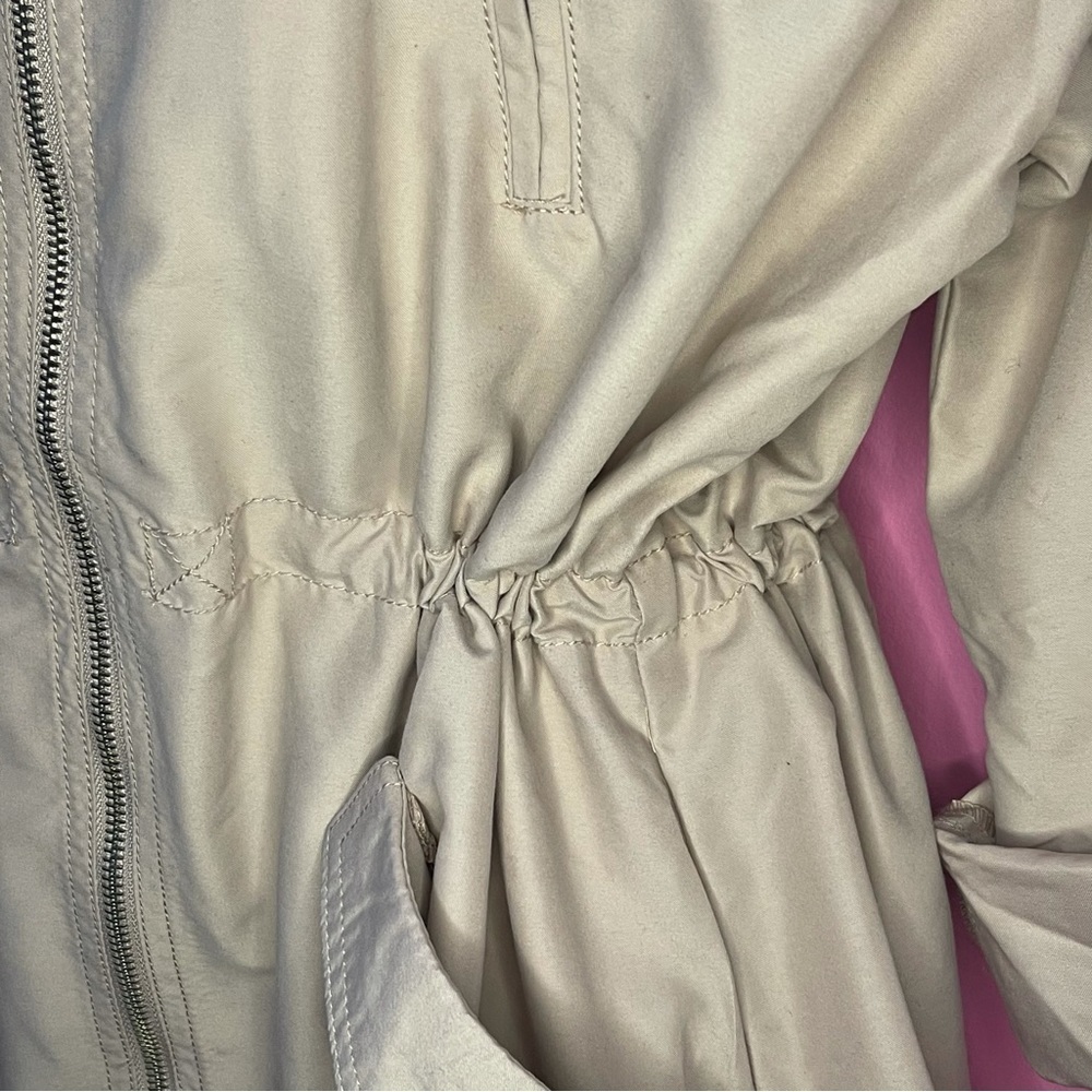Lightweight Hooded Zip-Up Jacket - Mauve - Size Large - Picture 6 of 12